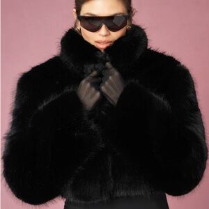 New ALO Yoga Opulent Faux Fur Cropped Black Jacket Coat XS NWOT